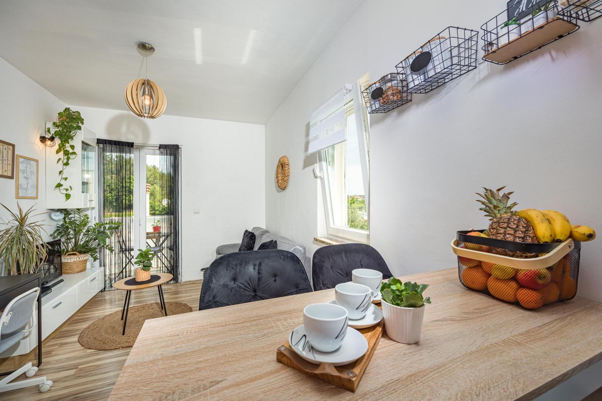 Ferienwohnung Studio Apartman Marly Pula Exterior foto